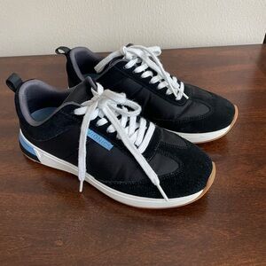 Vionic Breilyn Black Sneakers Size 8